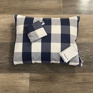 Hastens Travel Pillow